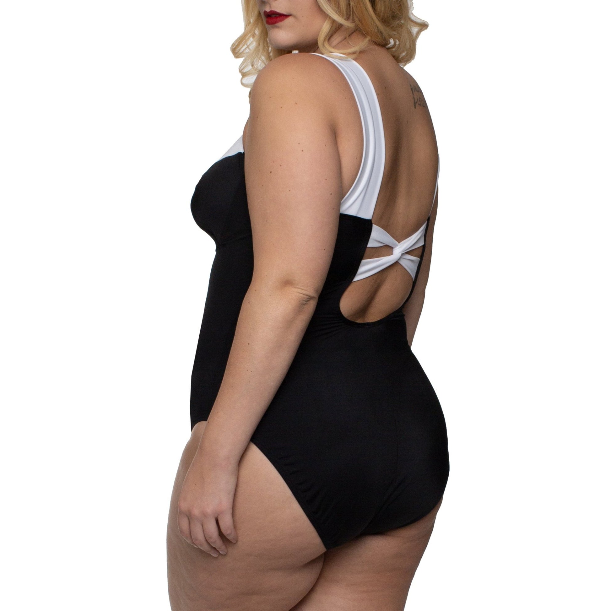 InstantFigure Curvy Contrast Trim One Piece Swimsuit - Singing Wind Market