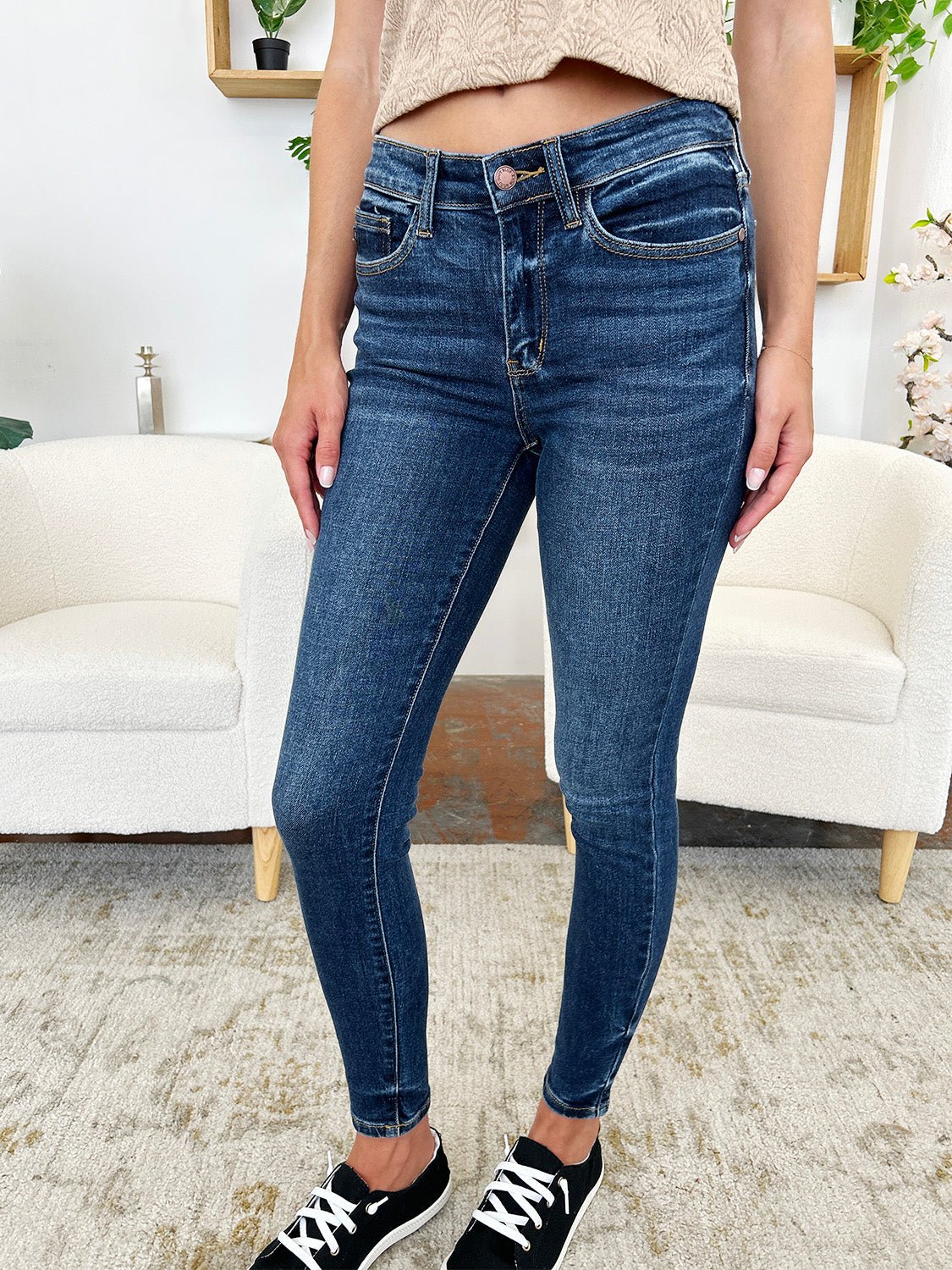 Judy Blue Full Size Classic Handsand Skinny Jeans - Singing Wind Market